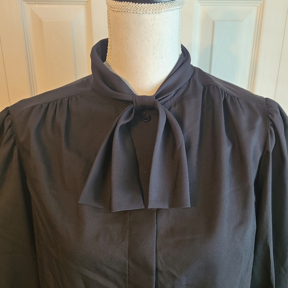 VTG NWT JCP Alicia Black Polyester Faux Bow Semi Sheer Hidden Button Blouse - Picture 3 of 13